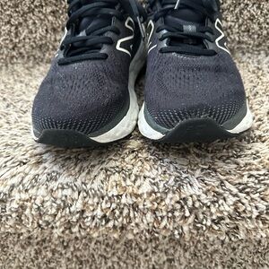 Black Athletic Running Shoes NEW BALANCE